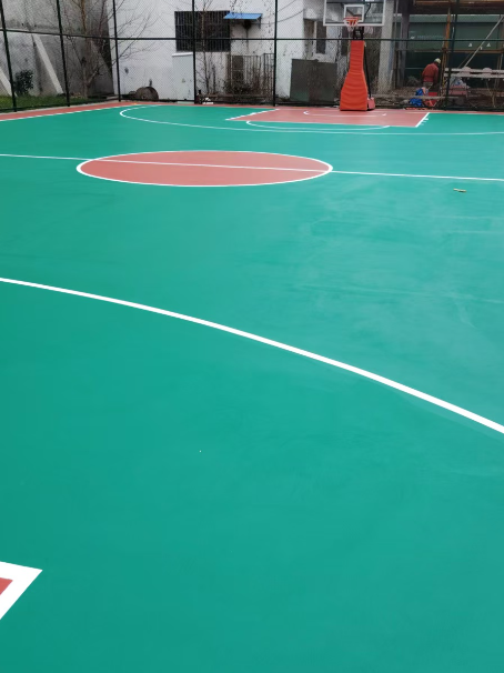 福安 球场长期使用易出现地面开裂